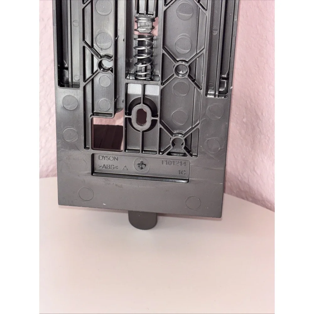 Dyson Vacuum Docking Station T101214